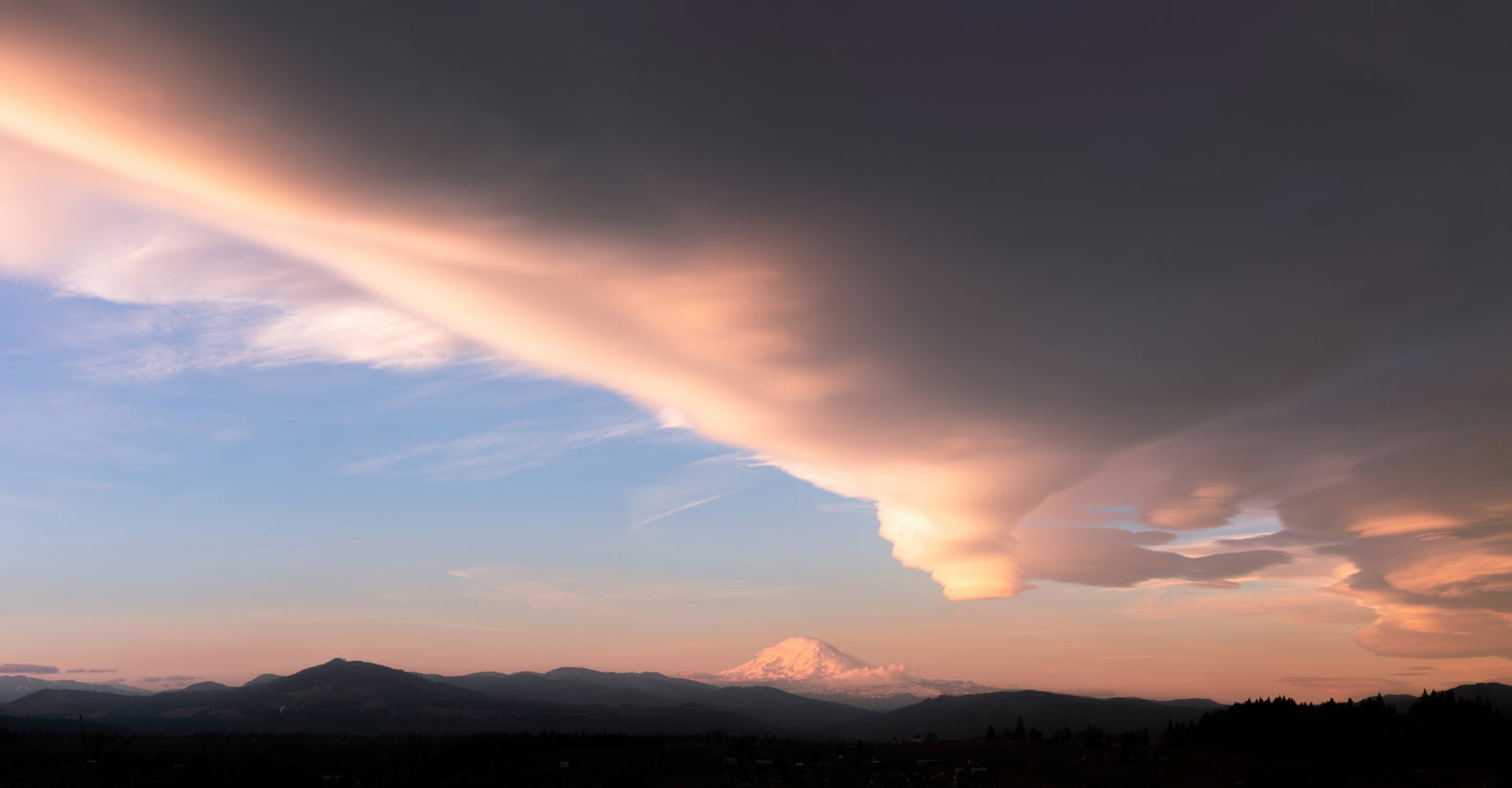 Mount Adams with massive lenticular cloud over Washington's Cascade Range